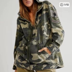 Free People🖤We the Free Ember Military Pull Over